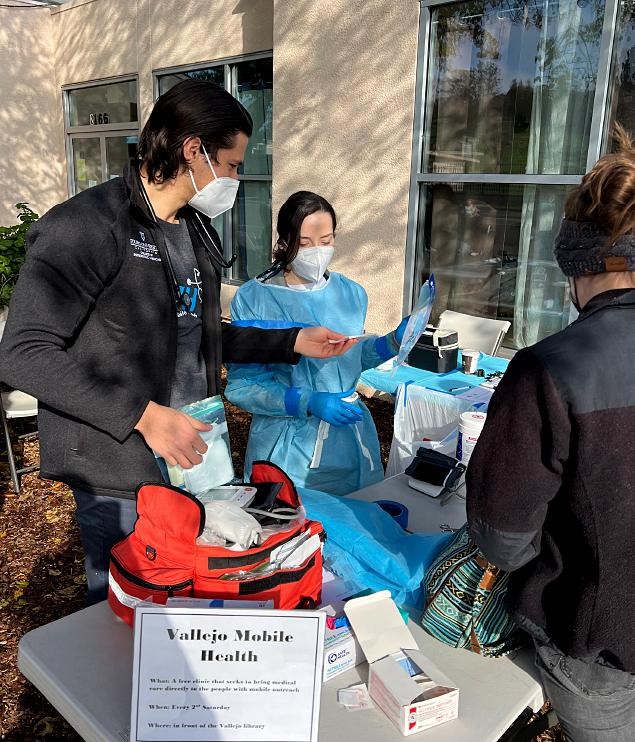 Students Administer Street Medicine